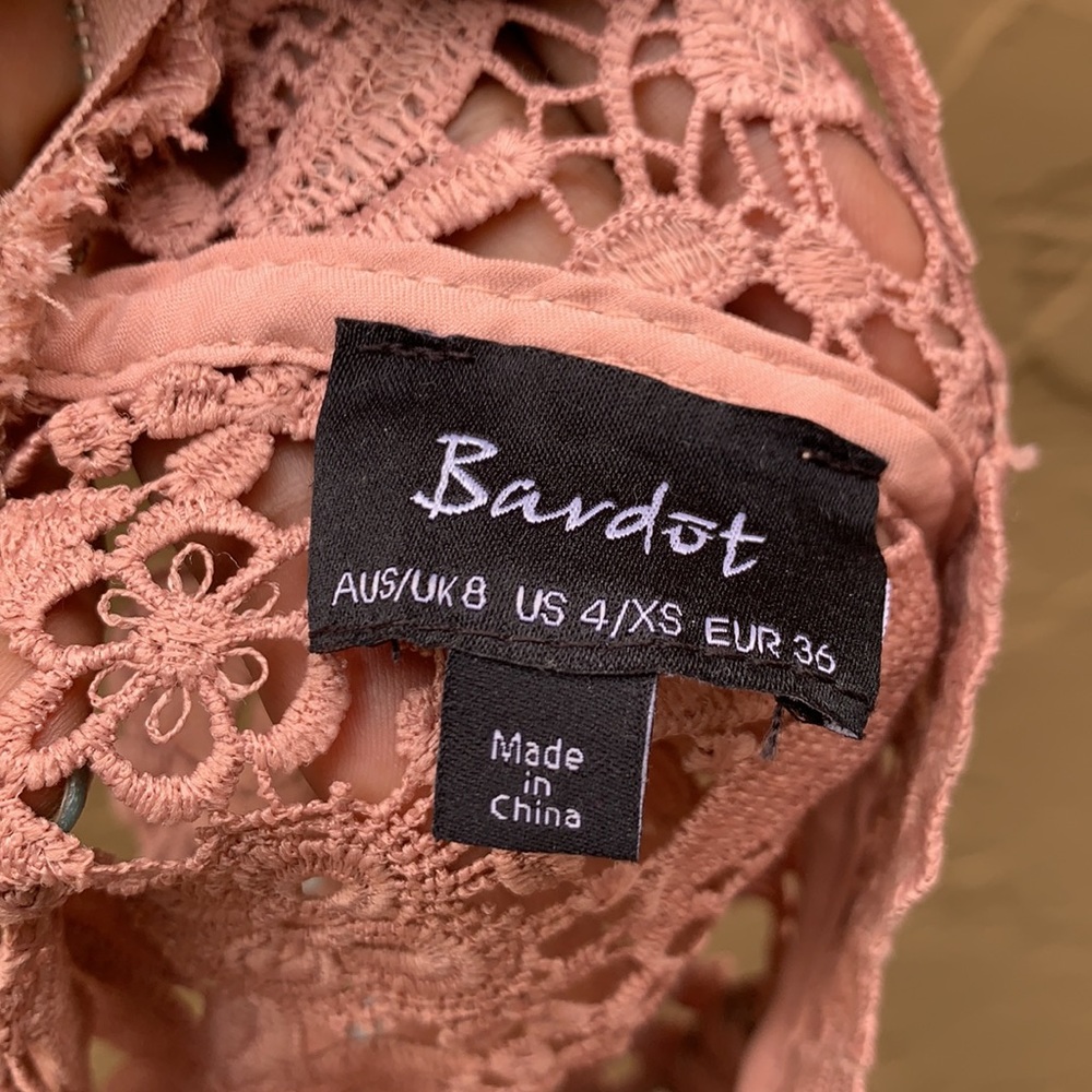 🎉HOST PICK🎉 Bardot Paris Lace Dress (Bloom Pink) - Sz 4 - Picture 7 of 7